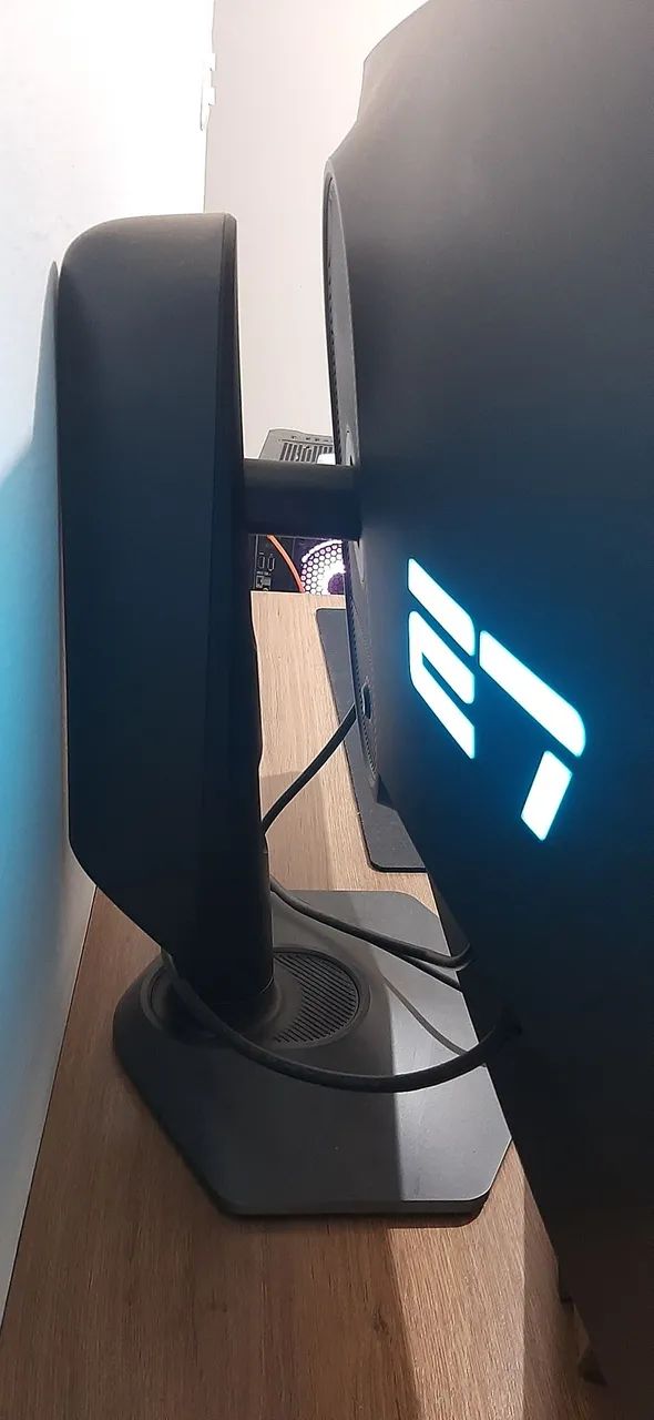 Monitor Alienware 180hz QHD 27pol. - Foto 4