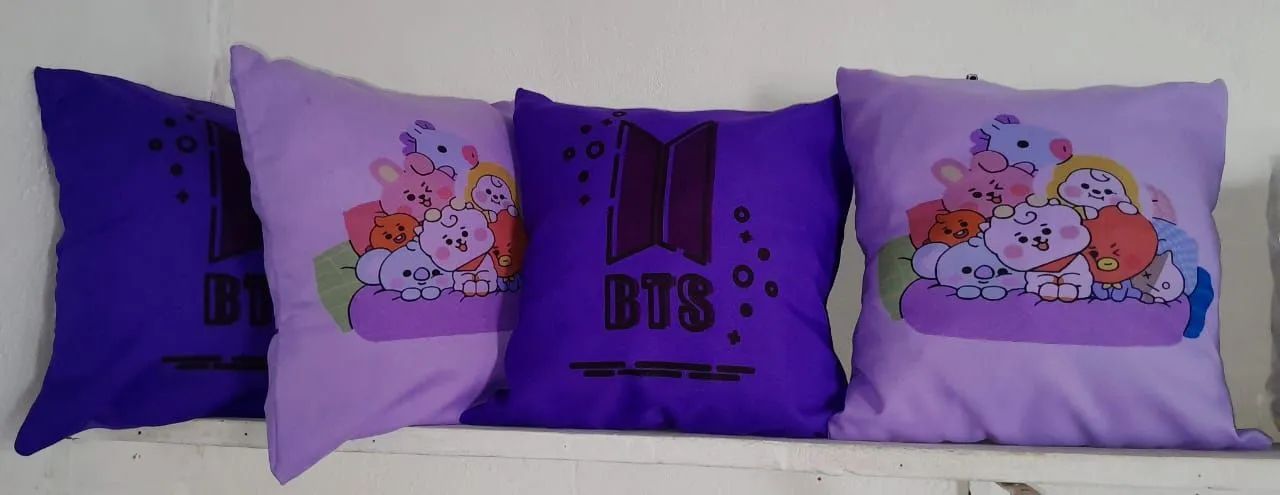 Kit com 4 Almofadas BT21 BTS  - Foto 2
