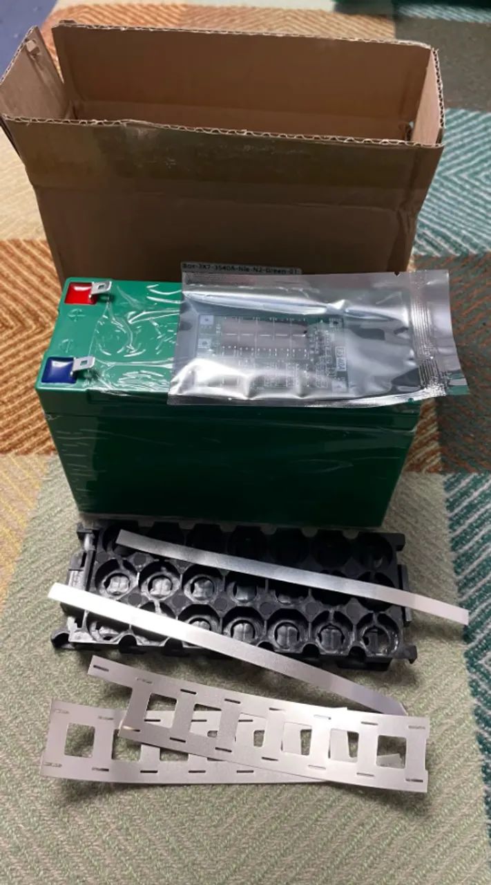 Kit Montagem DIY Bateria Lítio  12V  7A 18650 Case + Placa BMS não vai bateria - Foto 4
