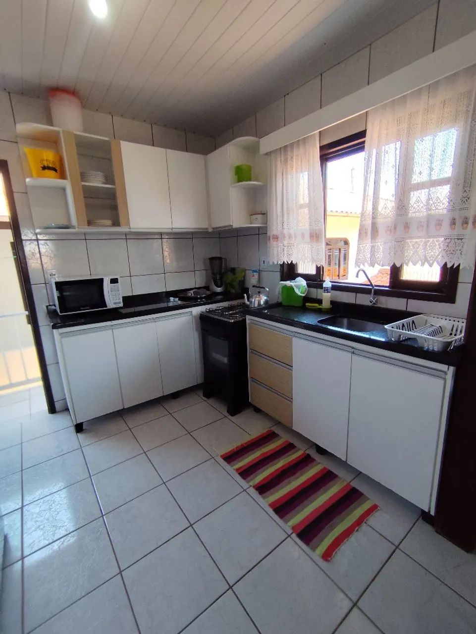 Ótimo apartamento ventilado no centro perto da praia  - Foto 3