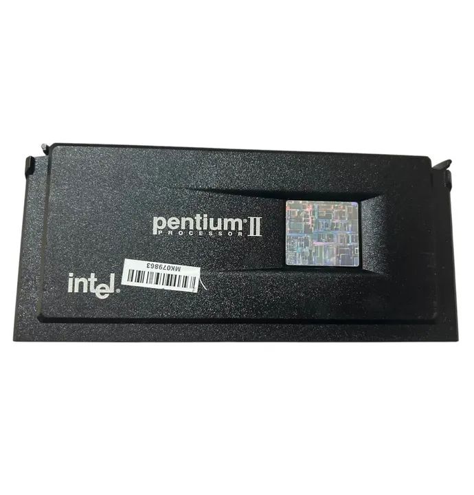 Pentium 2 Slot Processor with Cooler64317757045378123
