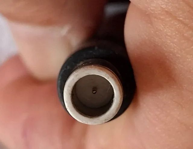 Fonte para notebook, marca Dell, original, 19,5 volts x 3,34 amperes x 65 watts,  - Foto 5