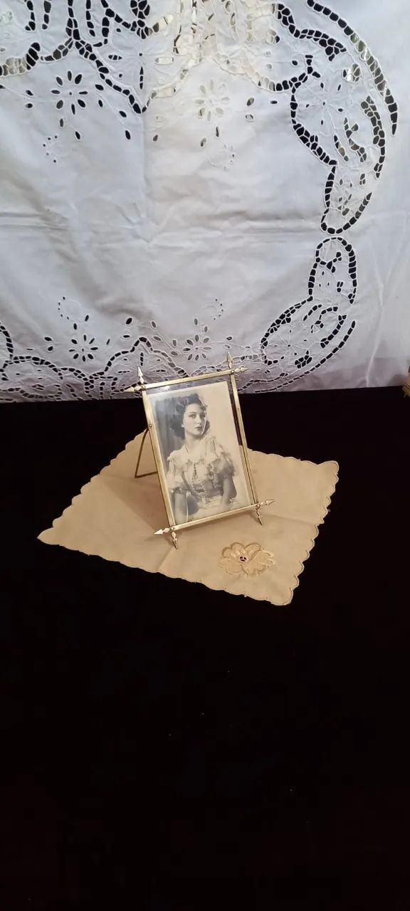 Antigo Porta Retrato De Bronze Decada De 40 - Foto 6