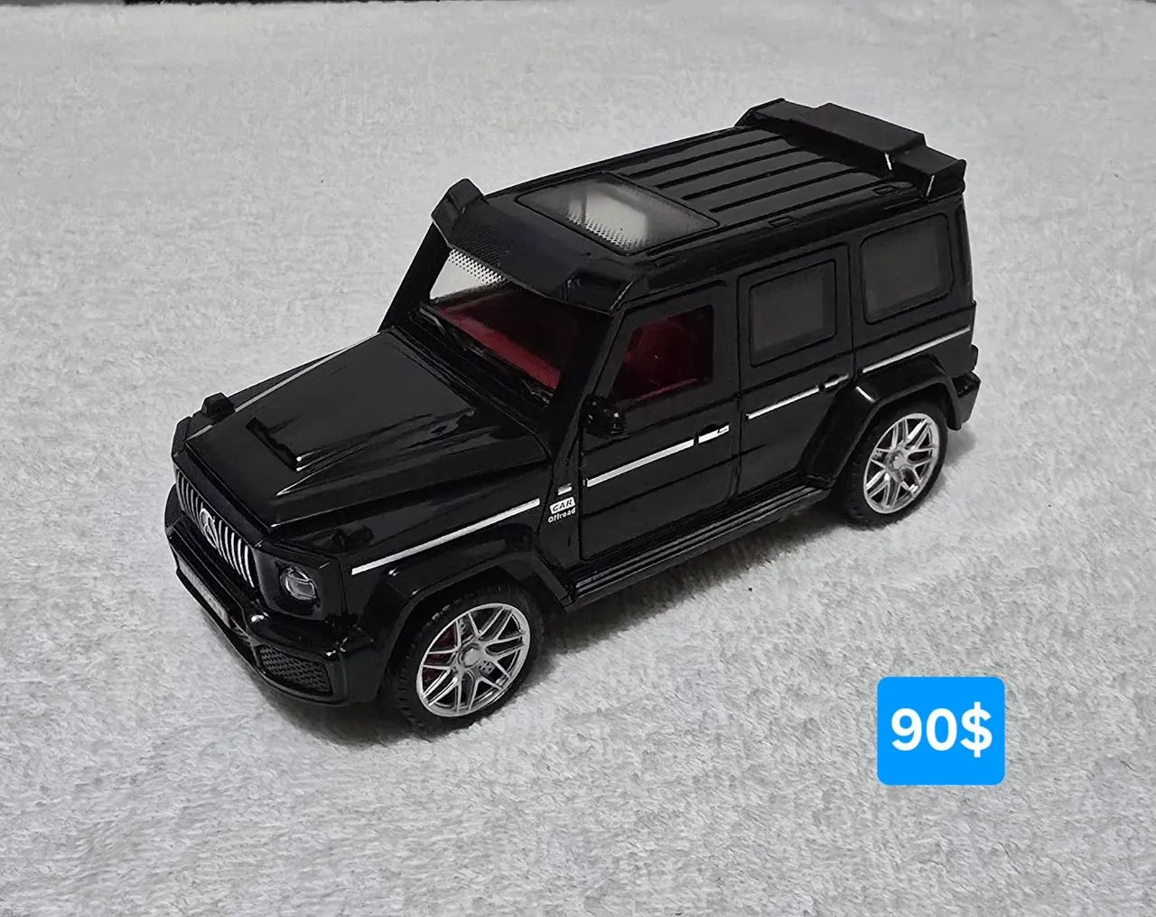 Carrinho miniatura Mercedes G-Class 