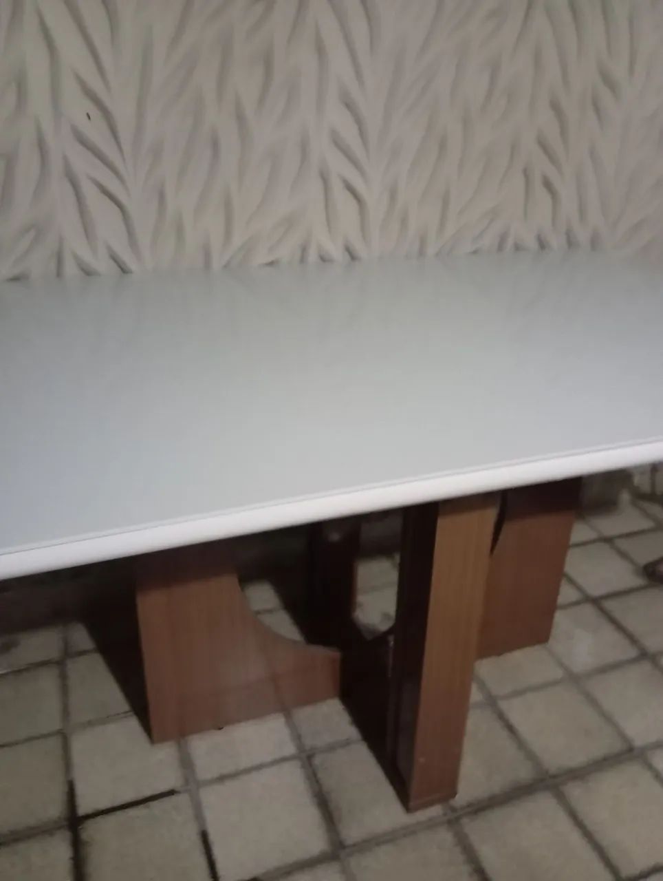 Mesa de jantar com vidro sem as cadeiras 64573993621122122