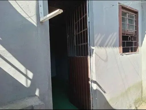 Kitnet para alugar, 25 m² por R$ 700,09/mês - Jardim Planalto - Porto Alegre/RS