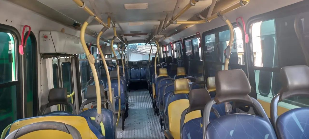 Ônibus em ótimo estado - Foto 8