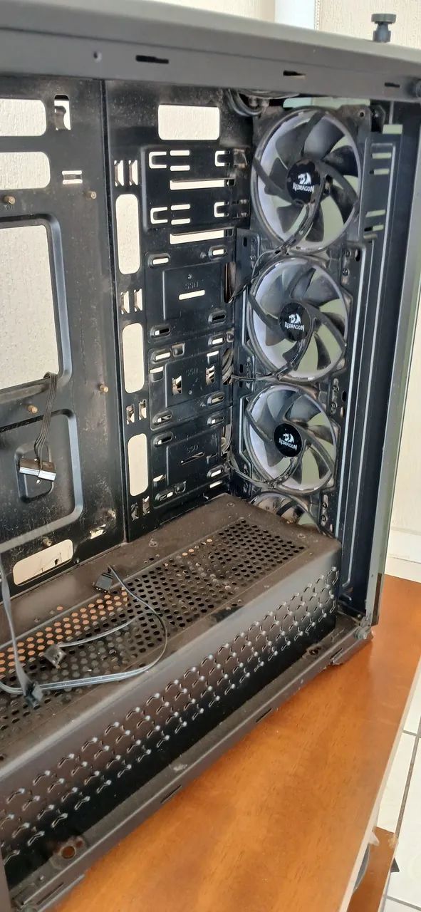 GABINETE FULLTOWER MARCA REDRAGON - Foto 3
