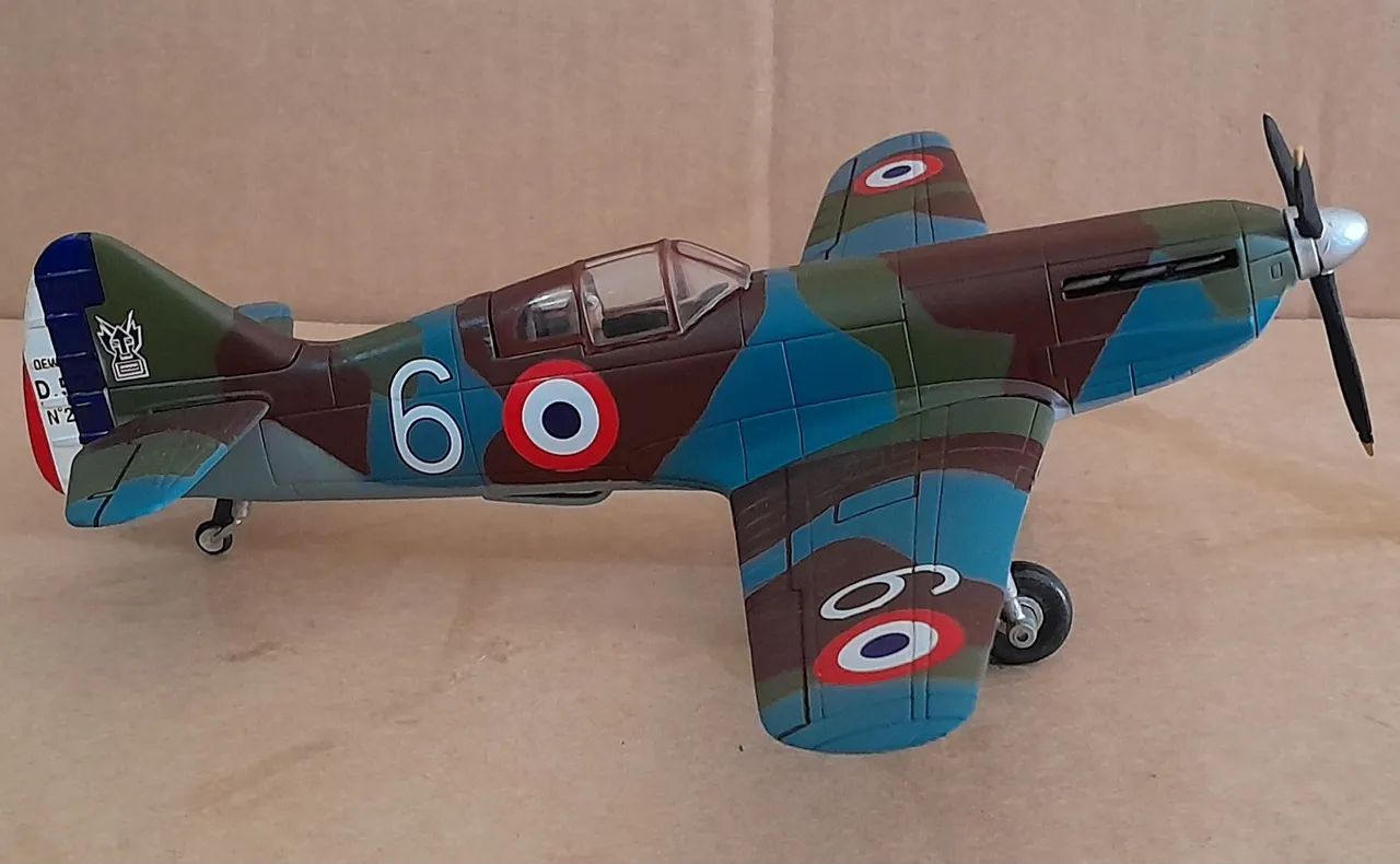 Dewoitine D.520 1/48 New Ray - Foto 4