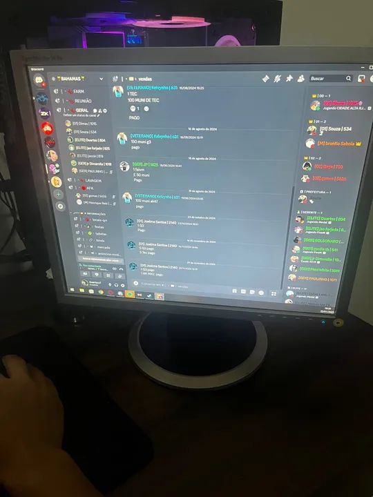 Monitor samsung syncmaster 740n