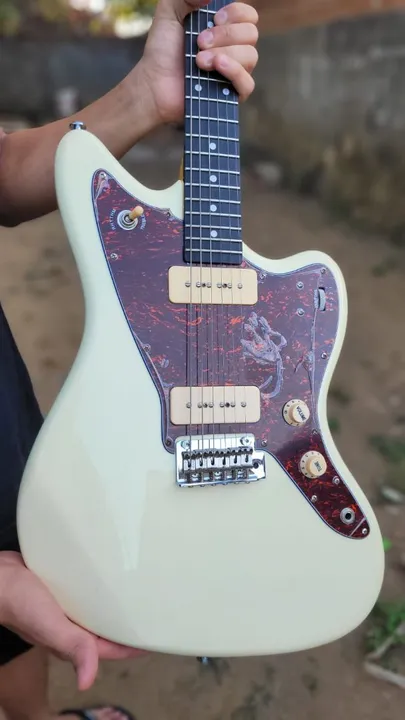 Guitarra Tagima