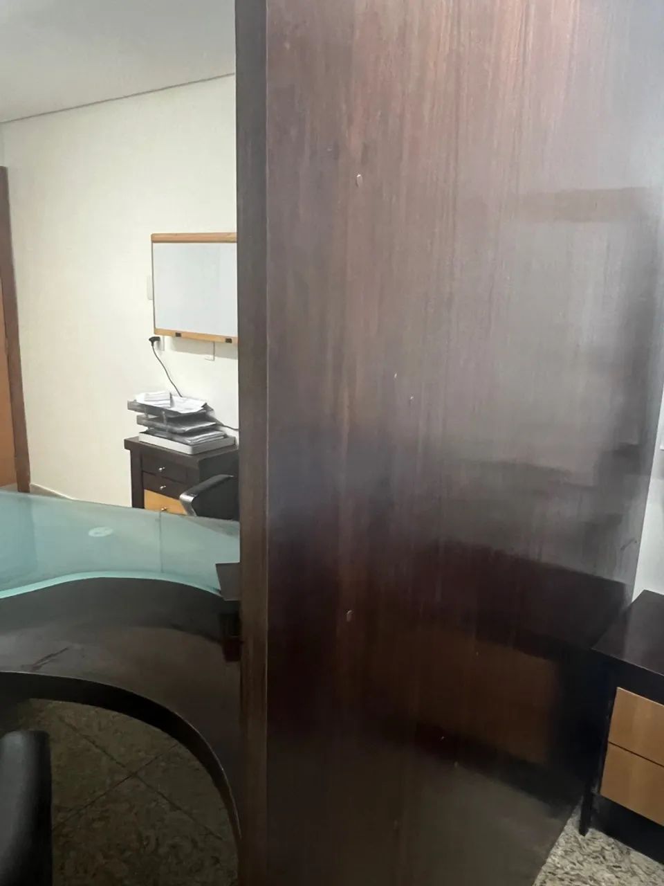 Mesa de Escritório Executiva com Design Elegante - Foto 3