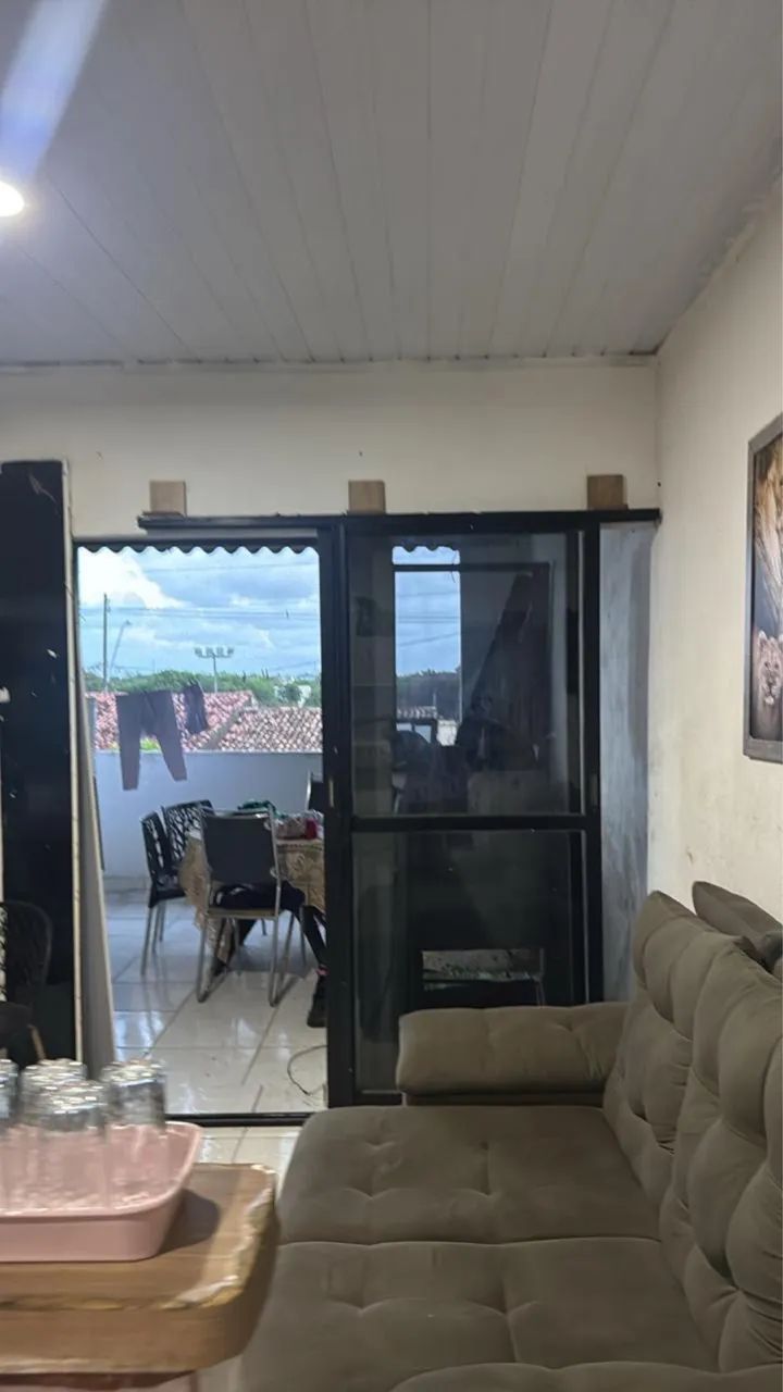 Aluguel de quarto para mulher 