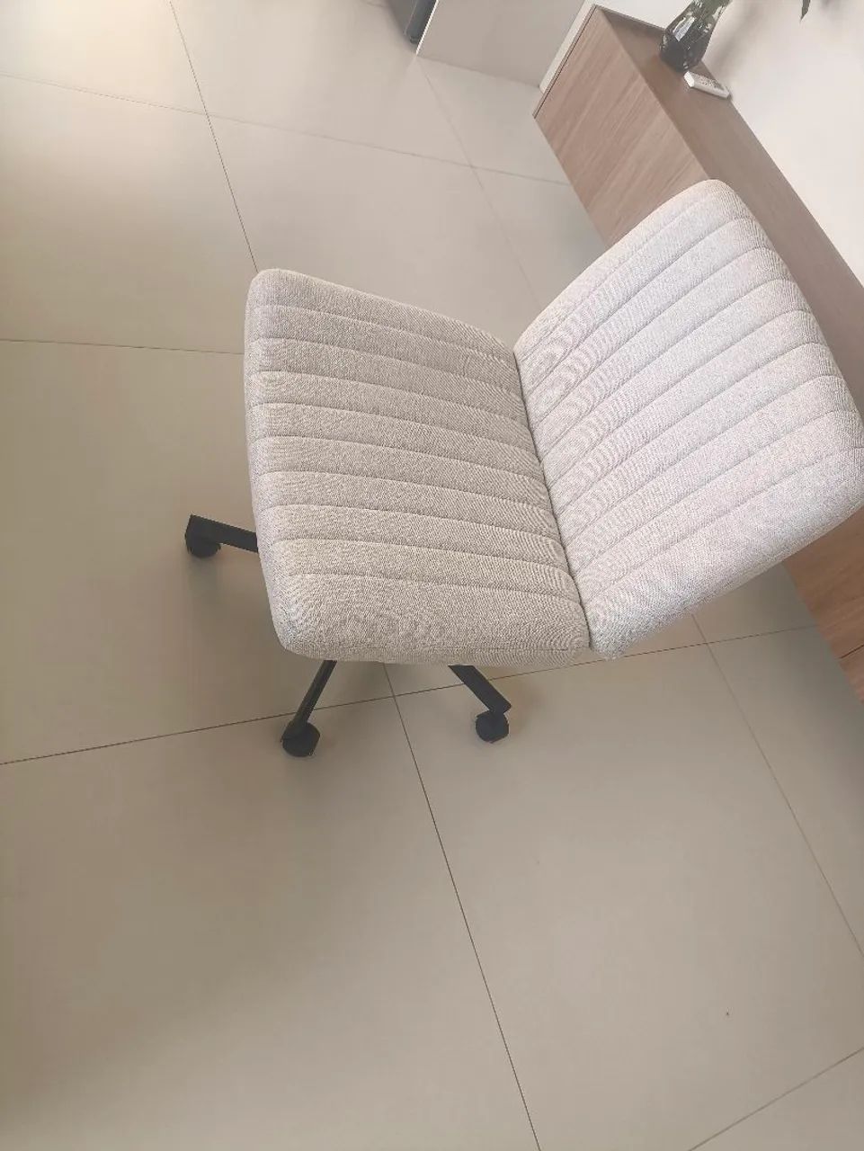  Cadeira de escritório 
