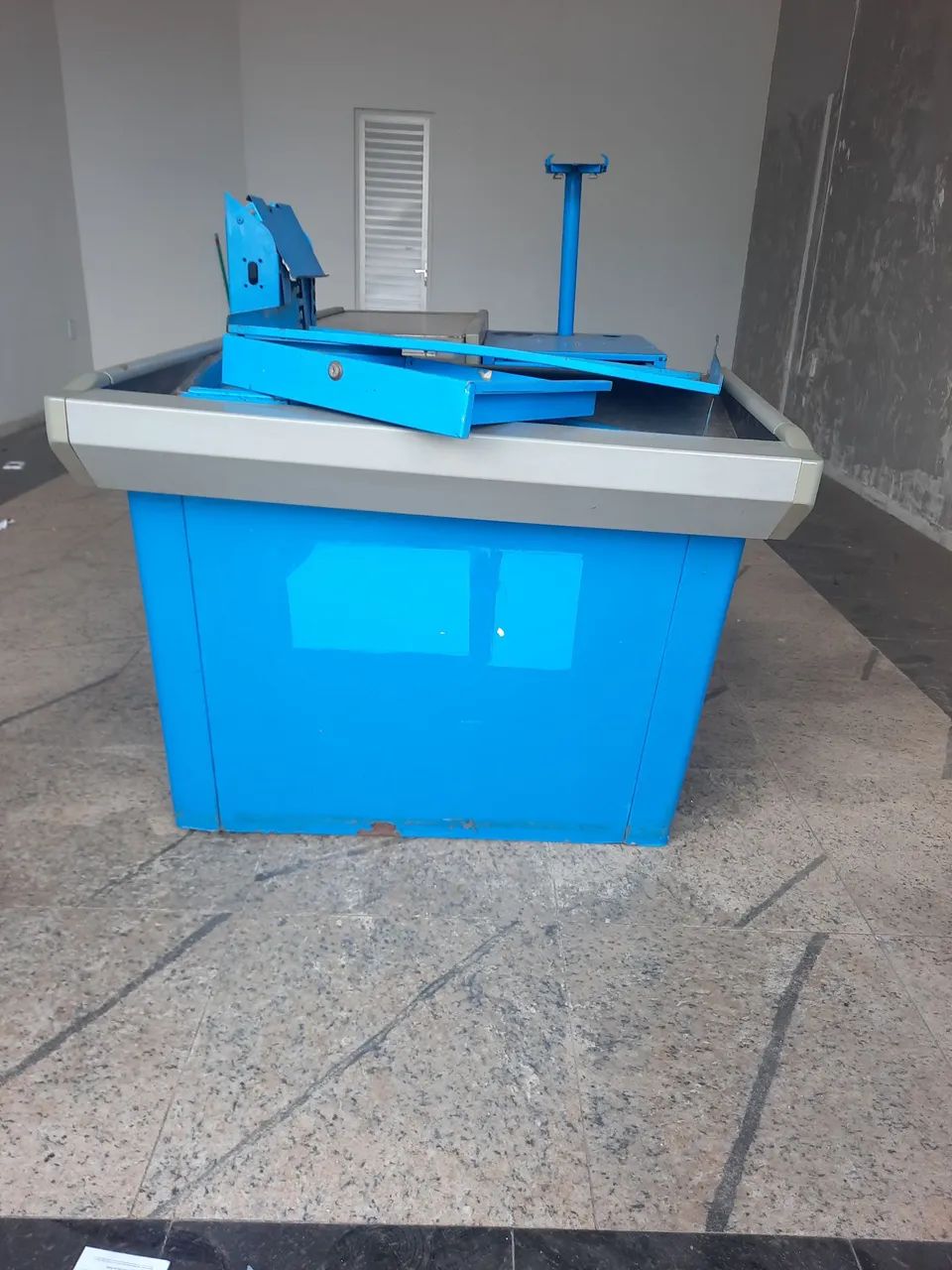 Vendo balcão pra comércio 