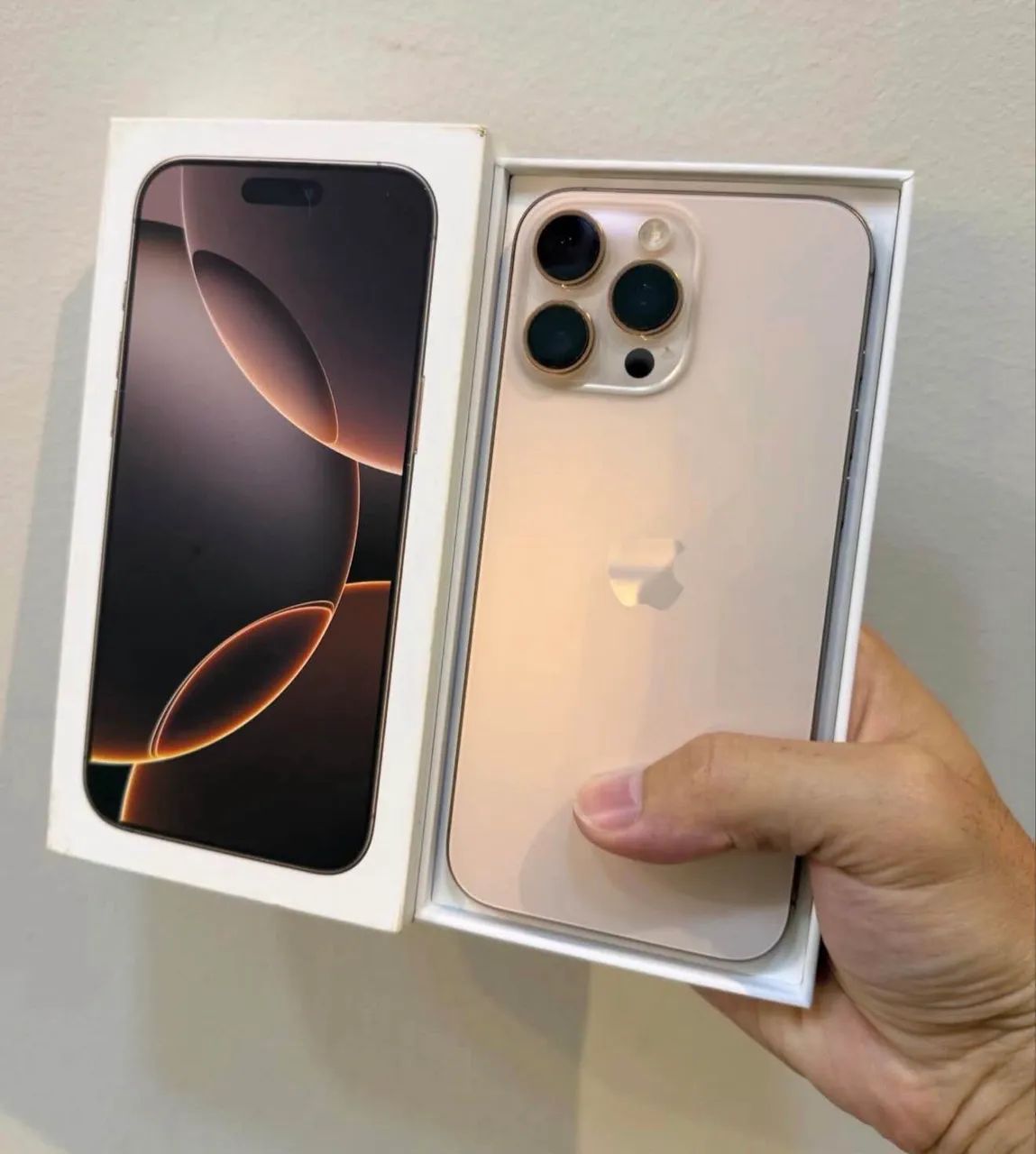 iPhone 16 pro Max 256GB - Celulares e Smartphones - Centro