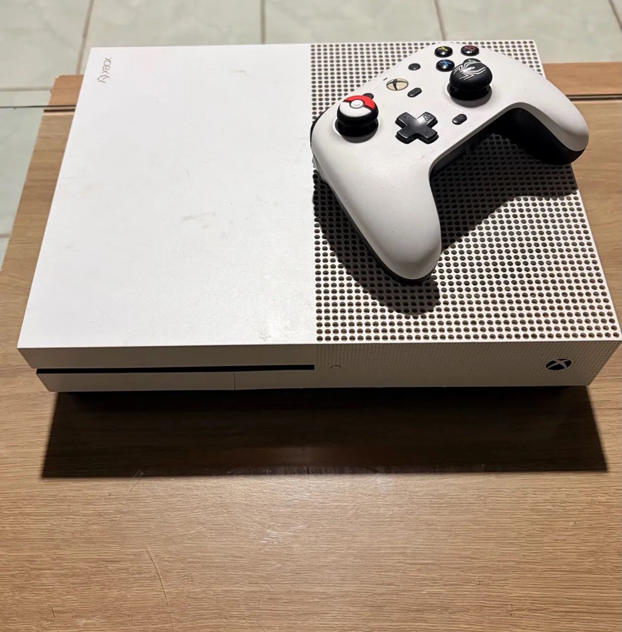 Xbox One S 500GB + Controle | Funcionando perfeitamente  - Foto 2