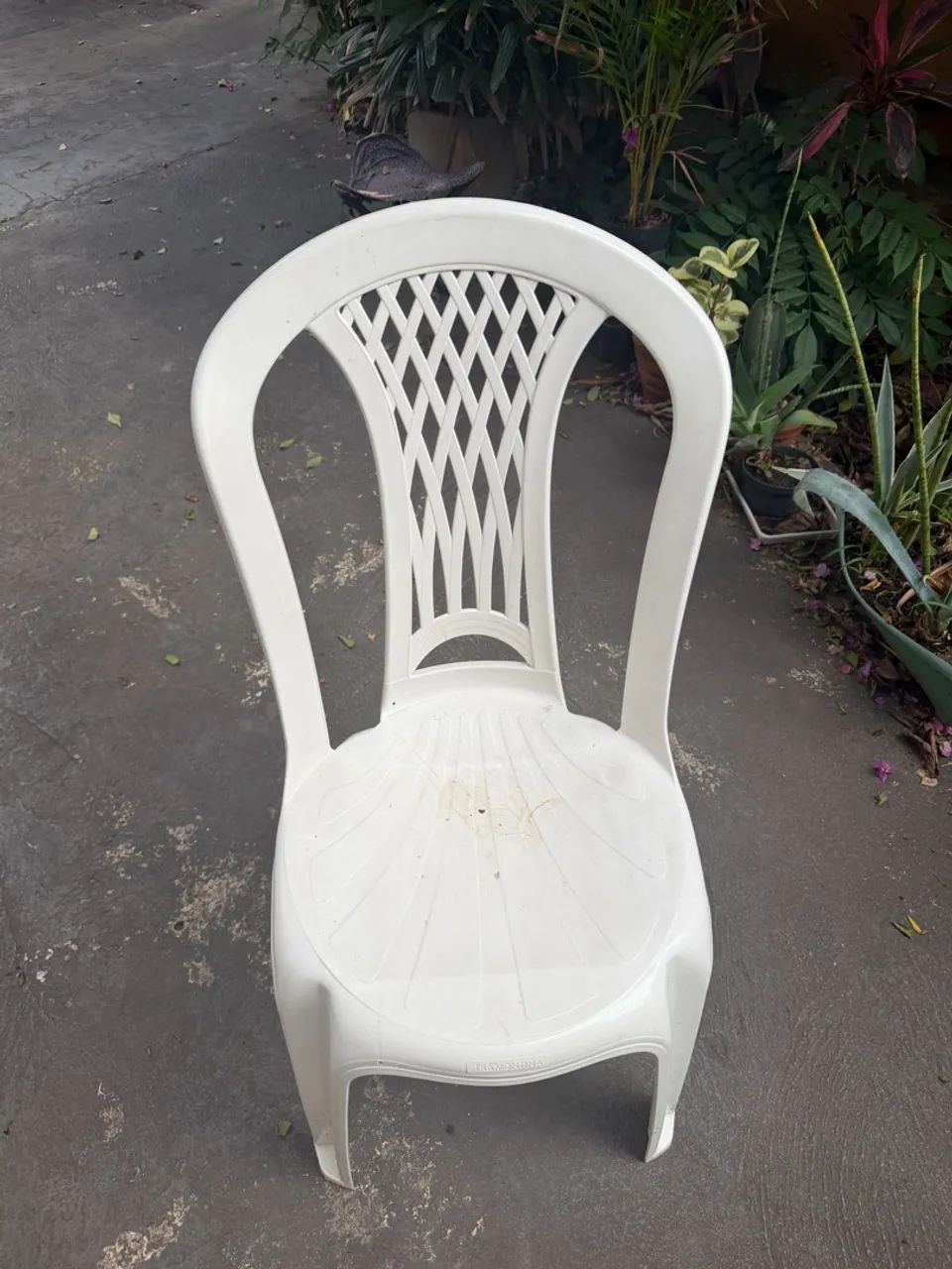 01 Cadeira de plástico branca super resistente 