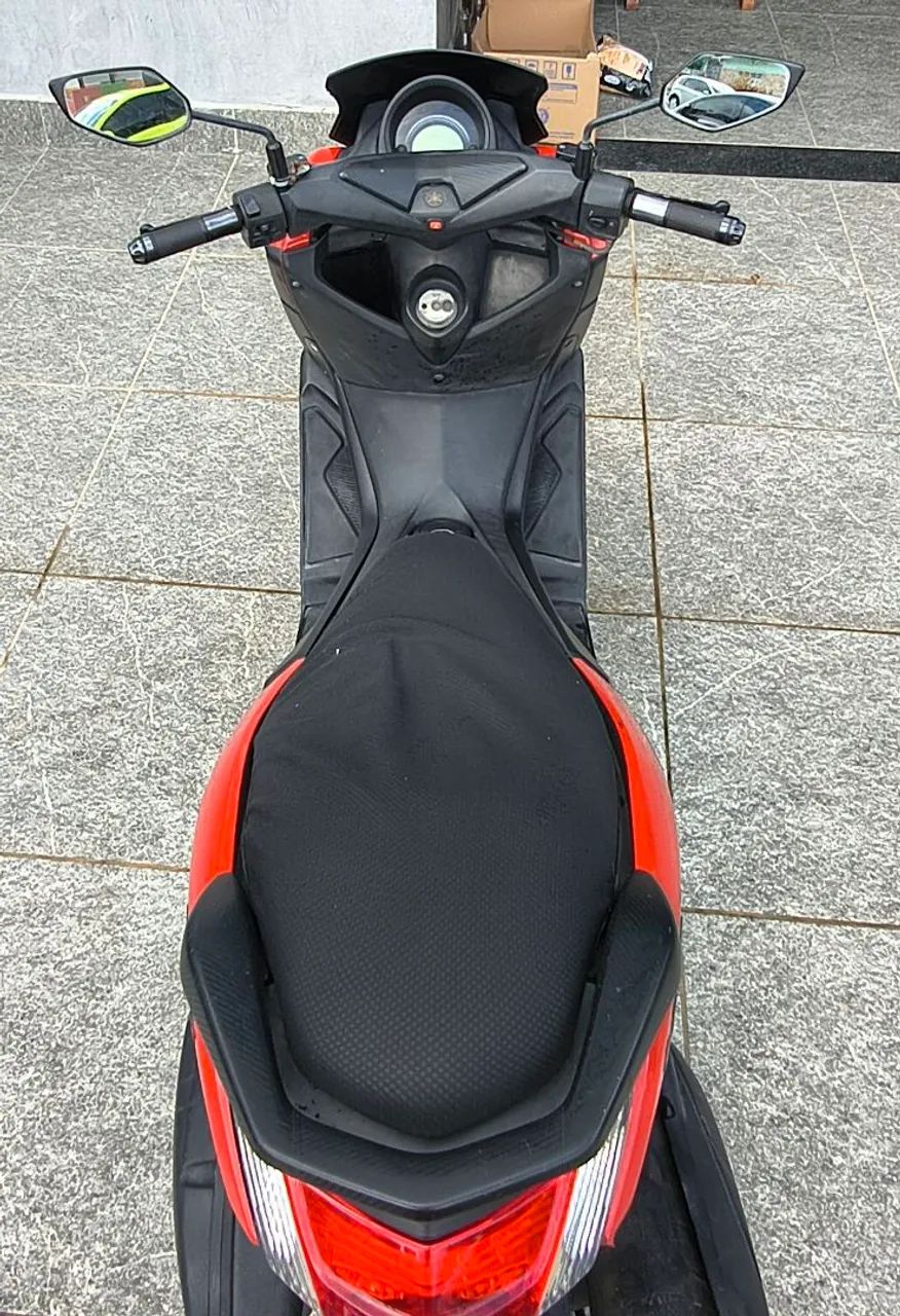 Yamaha Nmax 2017 - de Particular  - Foto 2