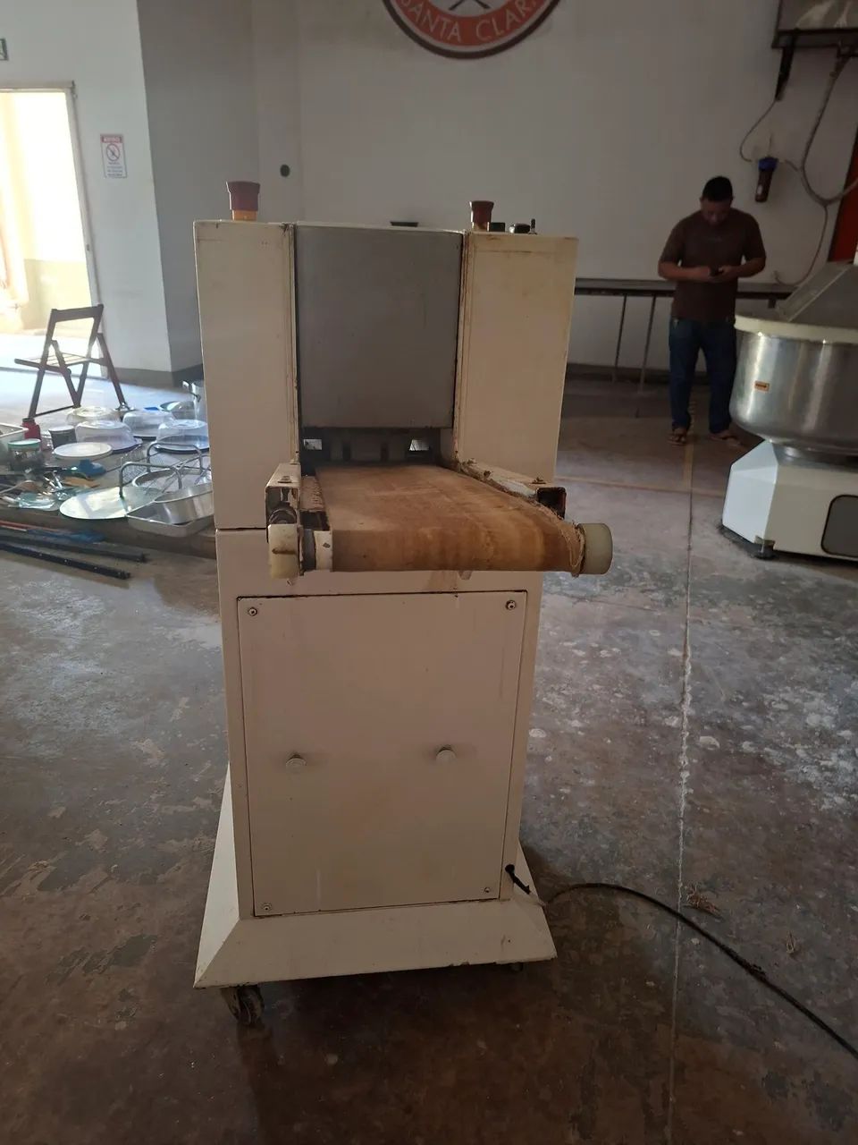 Vende-se modeladora 
