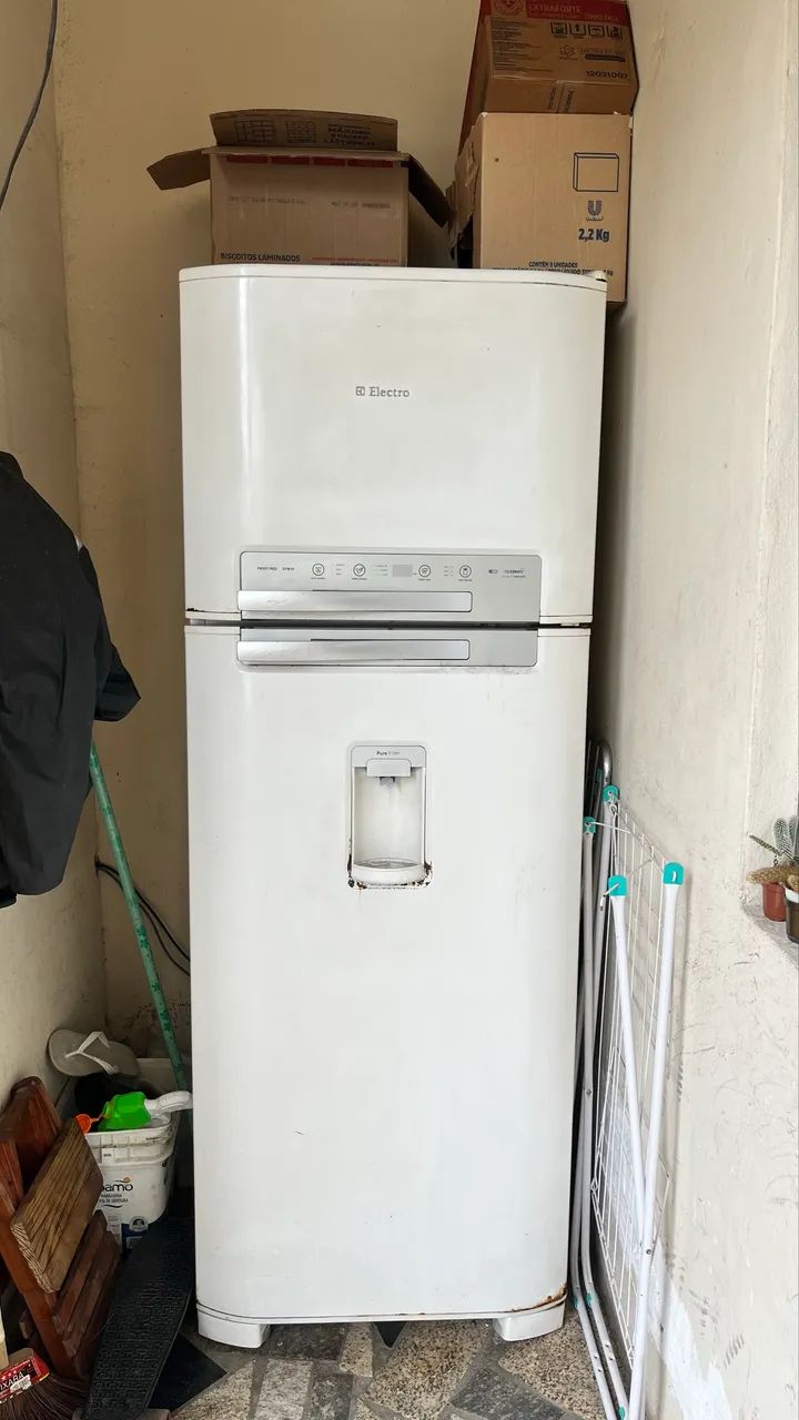 Vende-se geladeira 