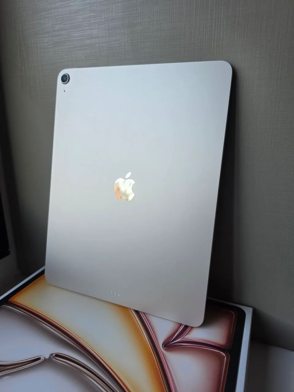 iPad Air M3 13" 128GB Wi-Fi | Garantia Apple | Apenas 18 ciclos