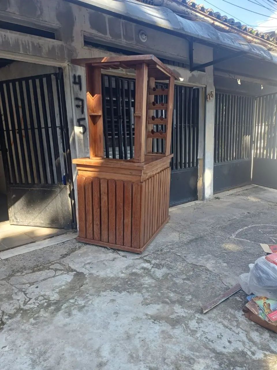 Bar de madeira 