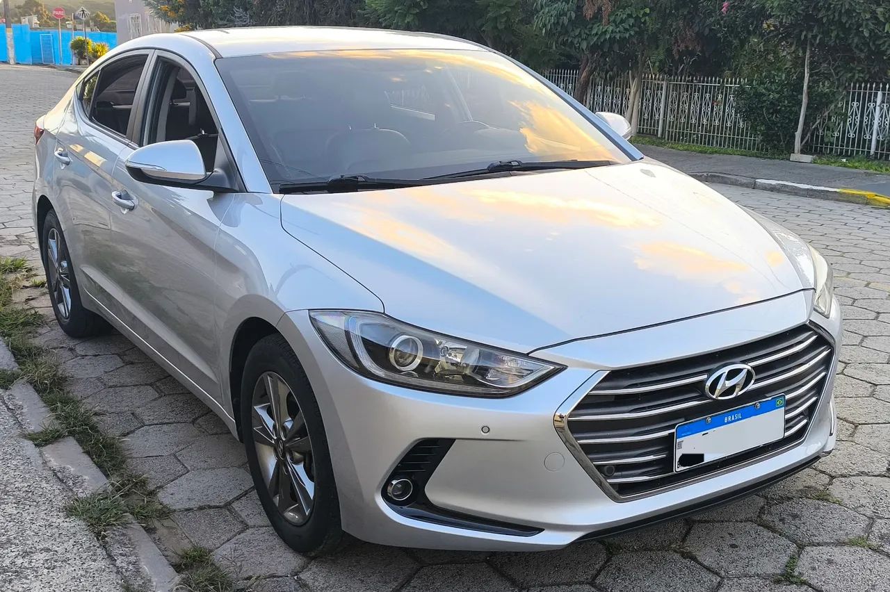 Hyundai Elantra Elantra Special Edit. 2.0 16V Flex Aut. 2017