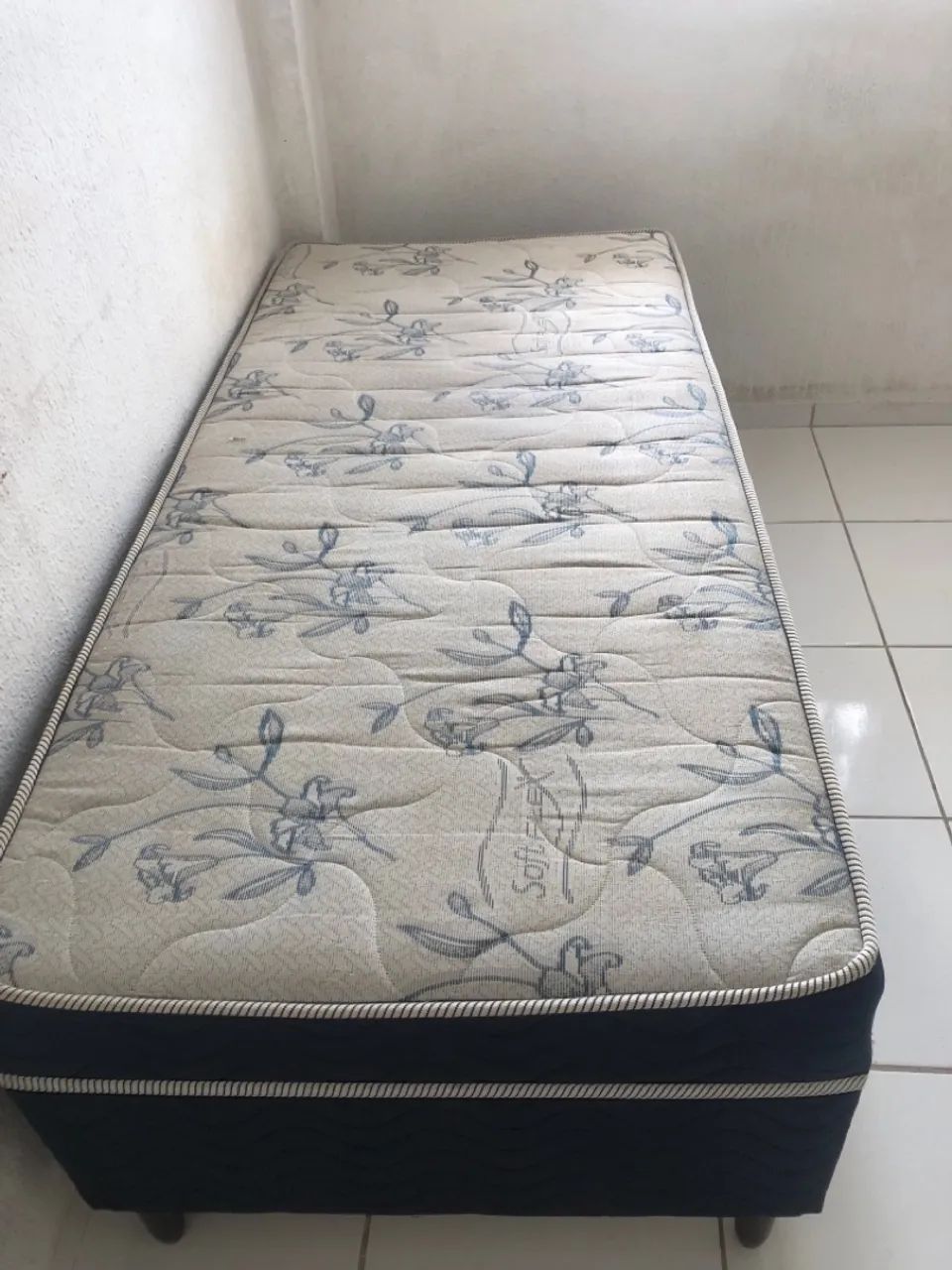 Cama de solteiro 