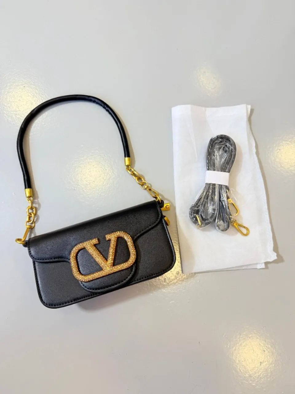 Bolsa cloutch Valentino Garavani Preto  - Foto 3