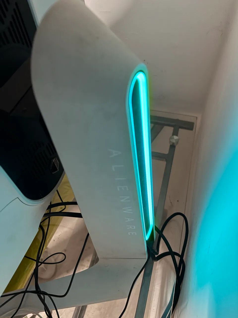Monitor Alienware 27 polegadas 240hz tela IPS novíssimo - Foto 2