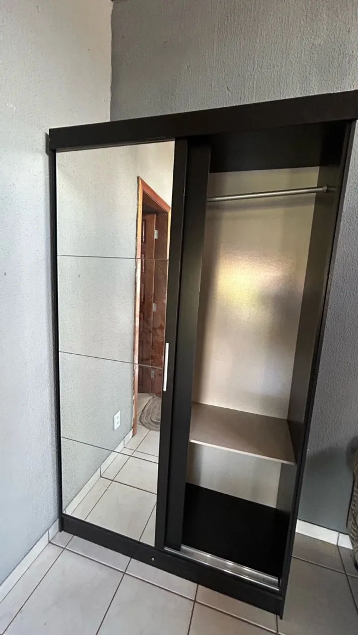 GUARDA ROUPA DE SOLTEIRO COM ESPELHO PORTA DE CORRER - Foto 5