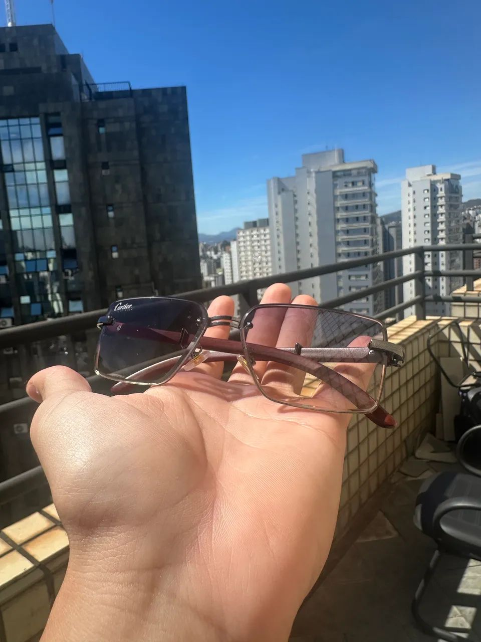 Lindo Óculos Cartier - Foto 3