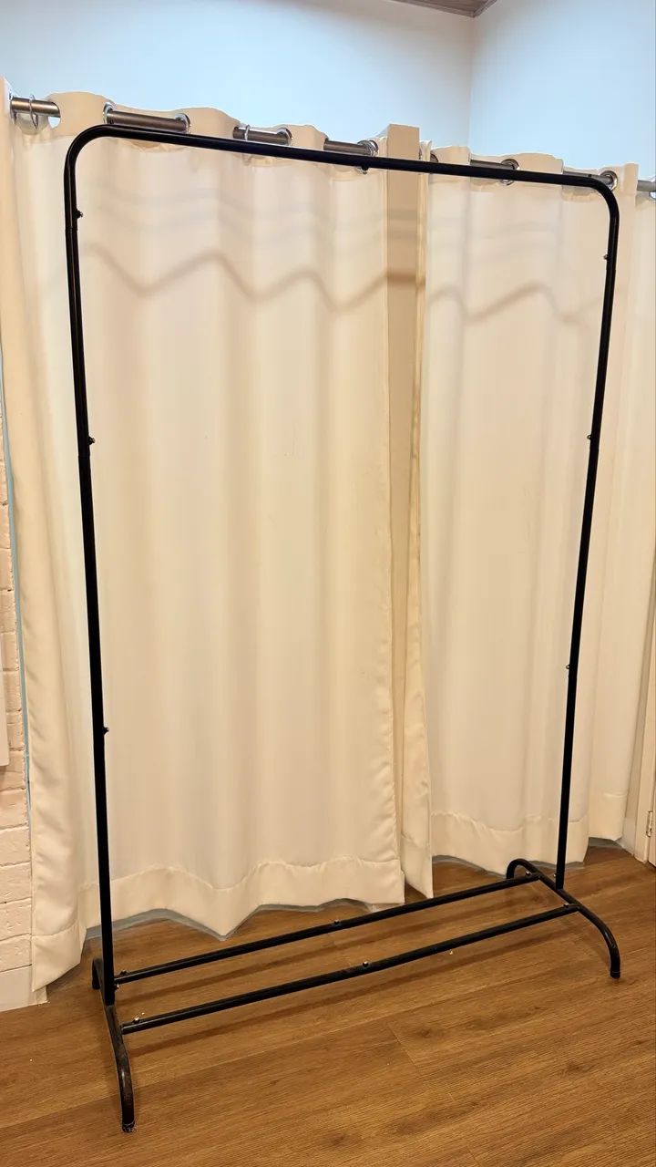 Arara de roupas 