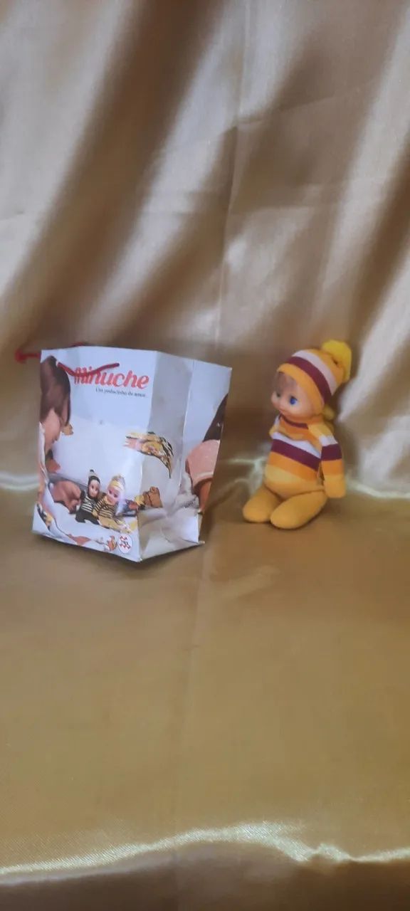Minuche Boneca da Trol com a Sacolinha Original. 