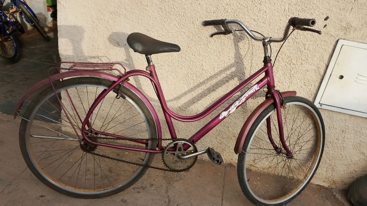 Bicicleta conservada  - Foto 3