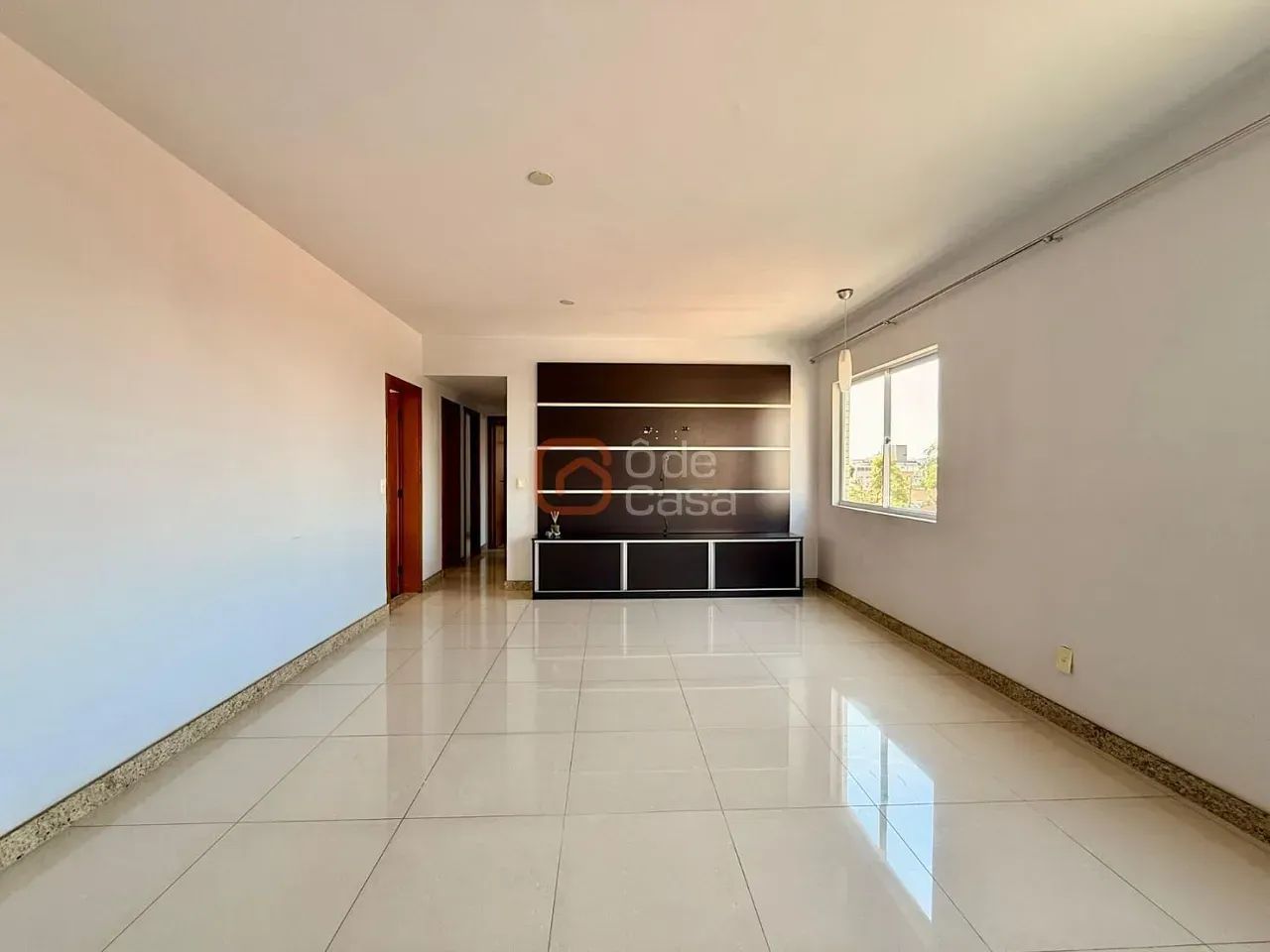 Apartamento com 3 quartose elevador à venda no Itapoã - Foto 2