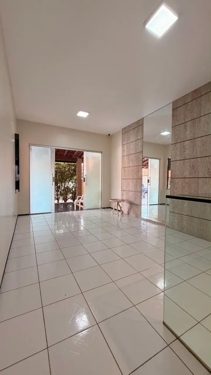 EXCELENTE CASA DE CONDOMÍNIO NA CHÁCARA BRASIL