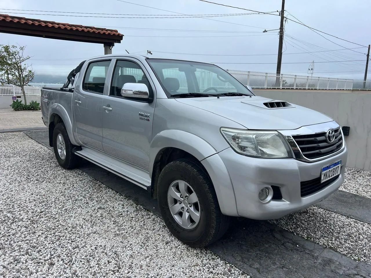 Toyota Hilux CD SRV 4X4 3.0 2013
