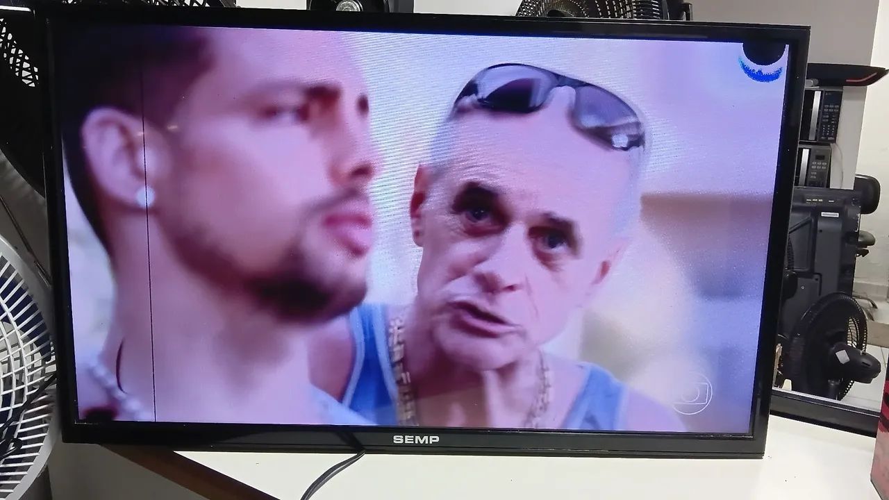 Tv 29 semp smart com. Defeitinho na tela