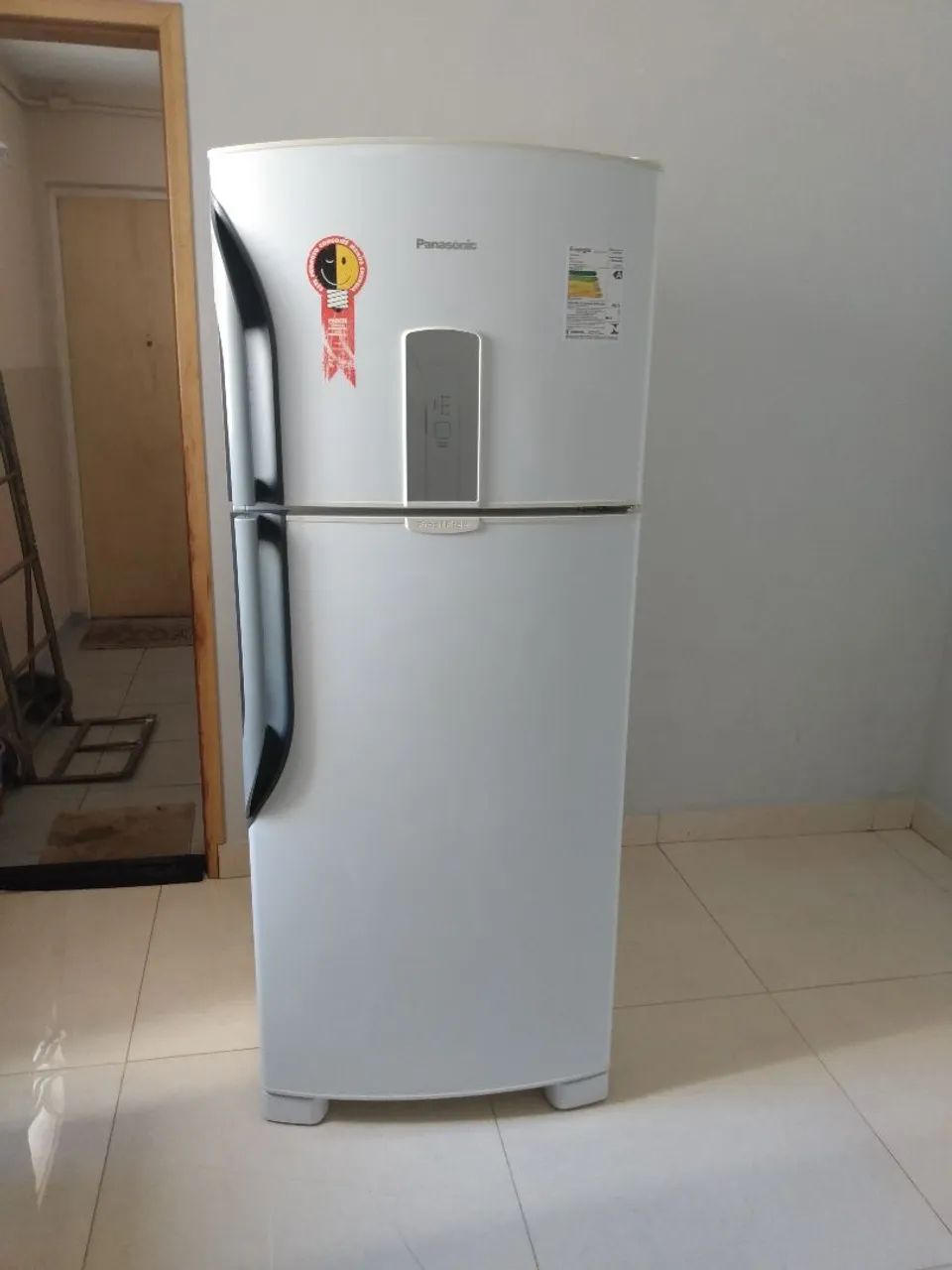 Geladeira Panasonic 