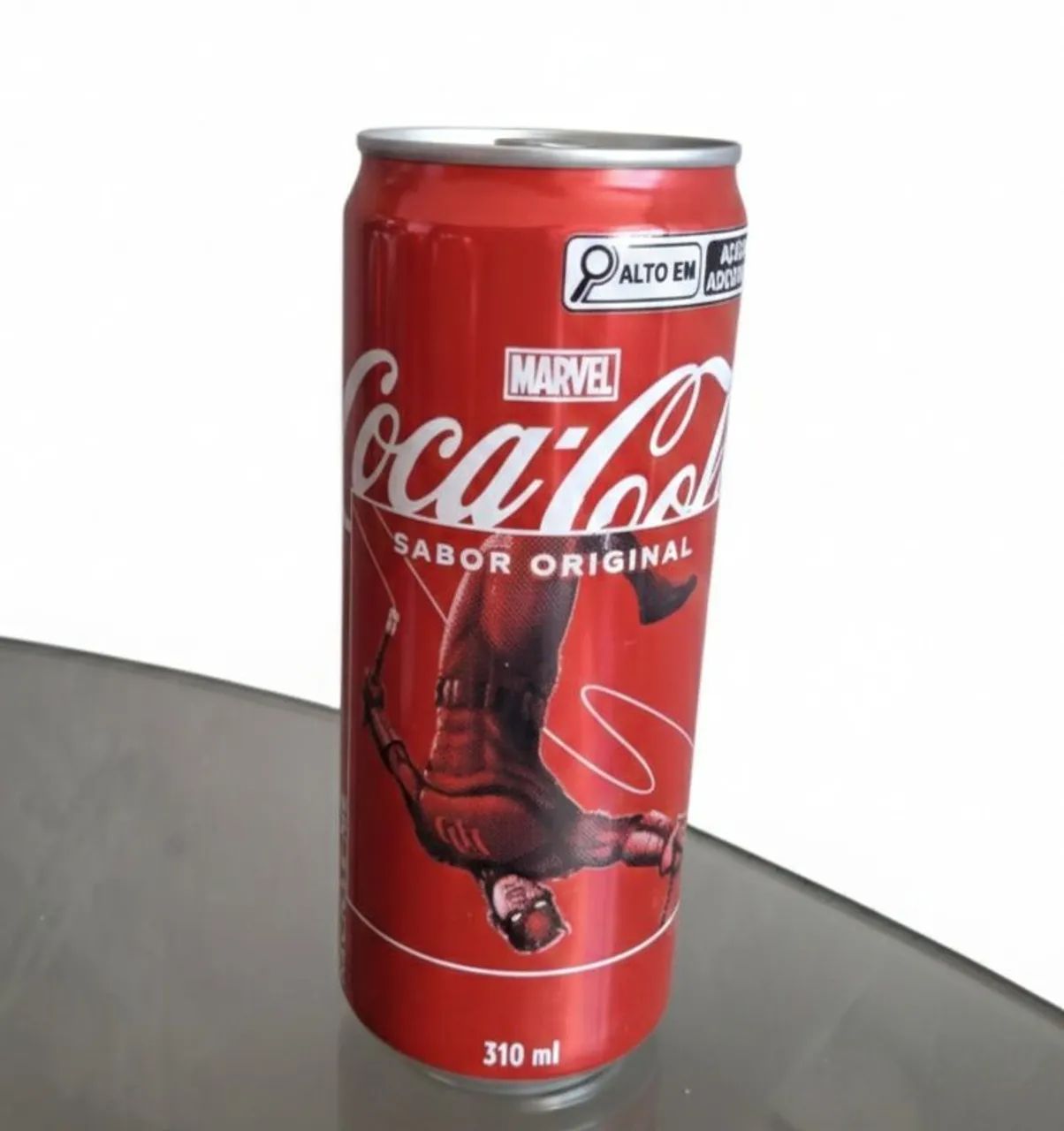 Lata coca cola Marvel Cheia