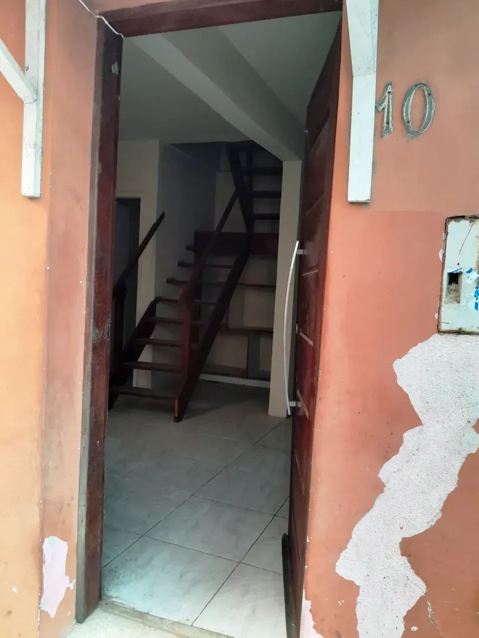 Casa sobrado no centro - Foto 2