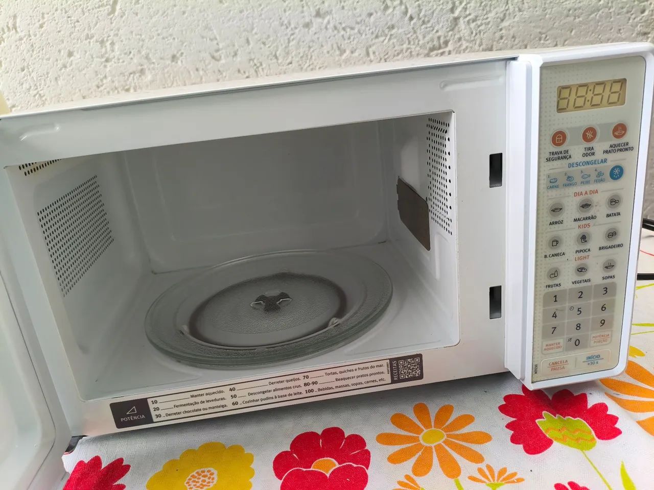 Microondas Electrolux 20L  - Foto 5