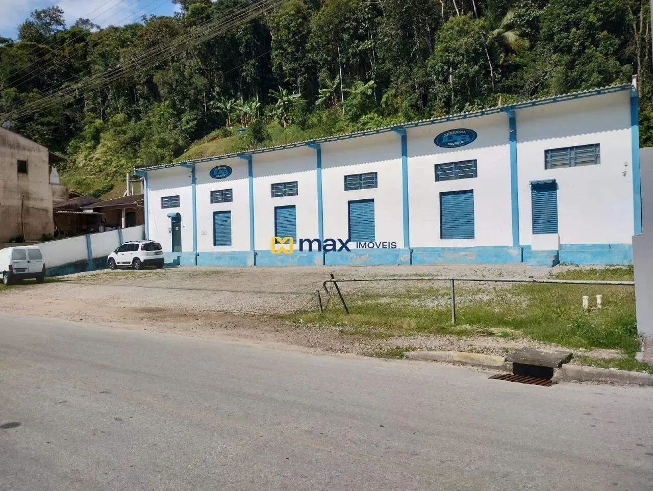 Galpão com 450m² no bairro Nova Brasília, Brusque