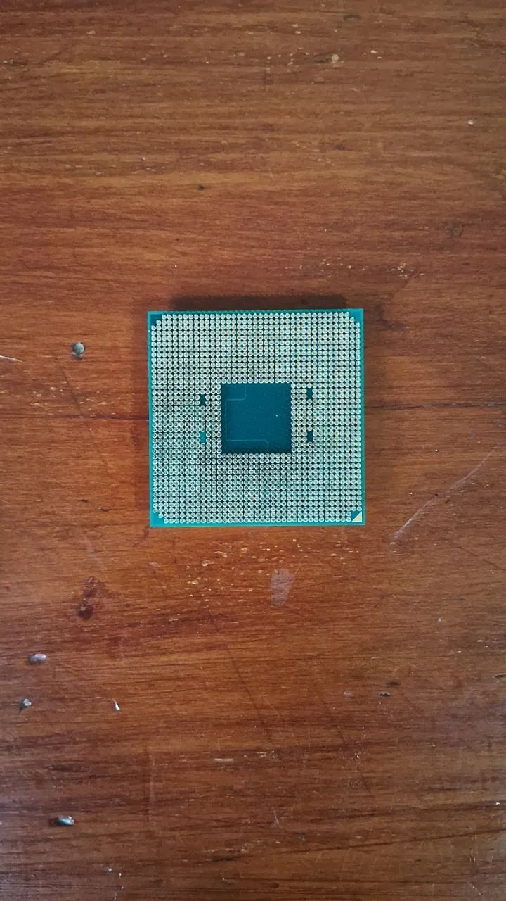 Ryzen 3 2200g + cooler original - Foto 2