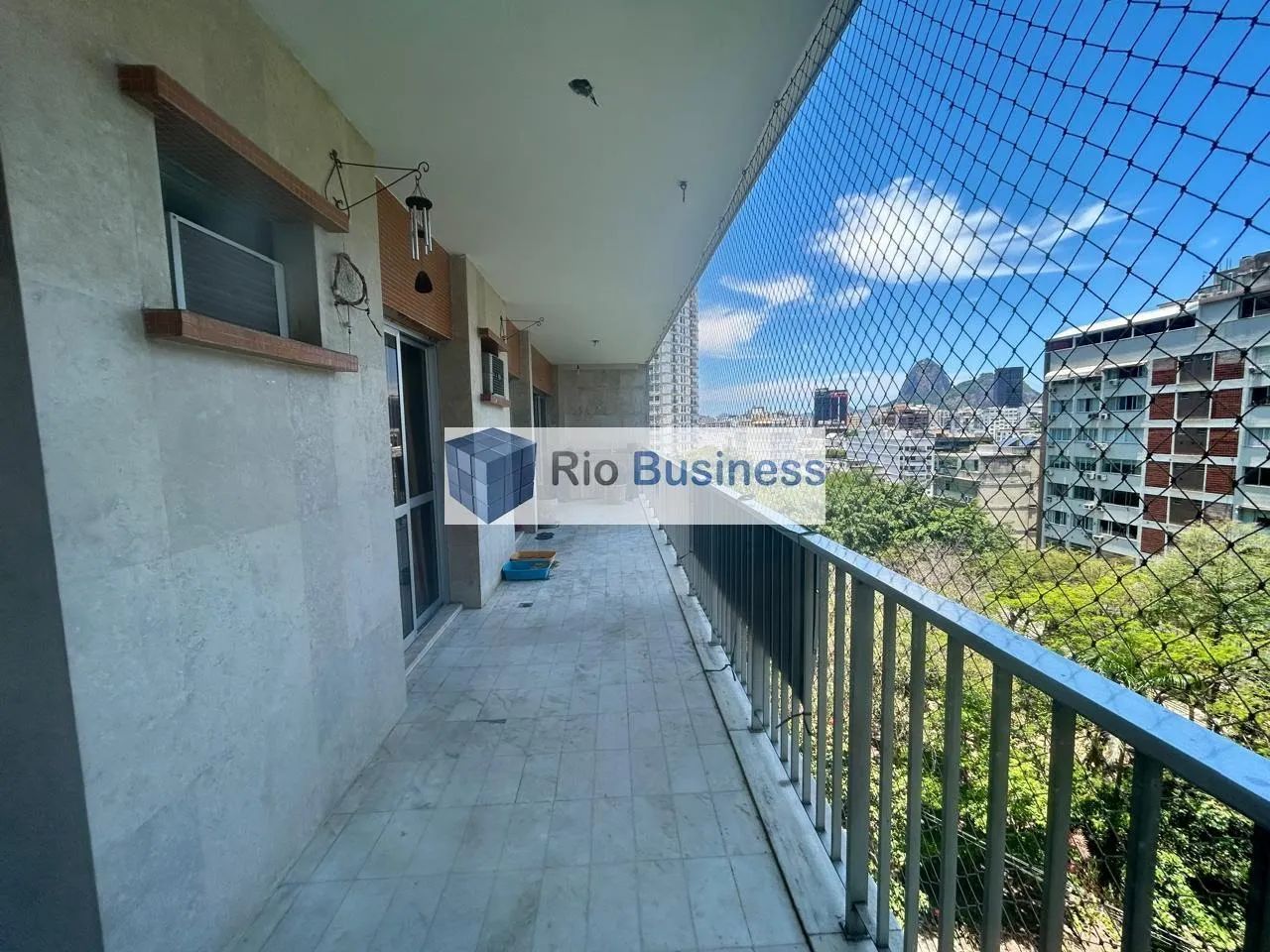Excelente cobertura Botafogo 4 quartos 2 suites 2 vagas - Foto 3