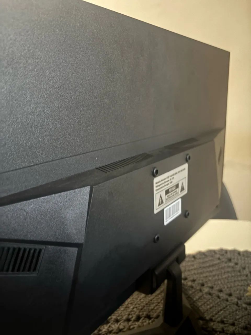 Monitor MYYMAX 21 polegadas - Com defeito na tela - Foto 3