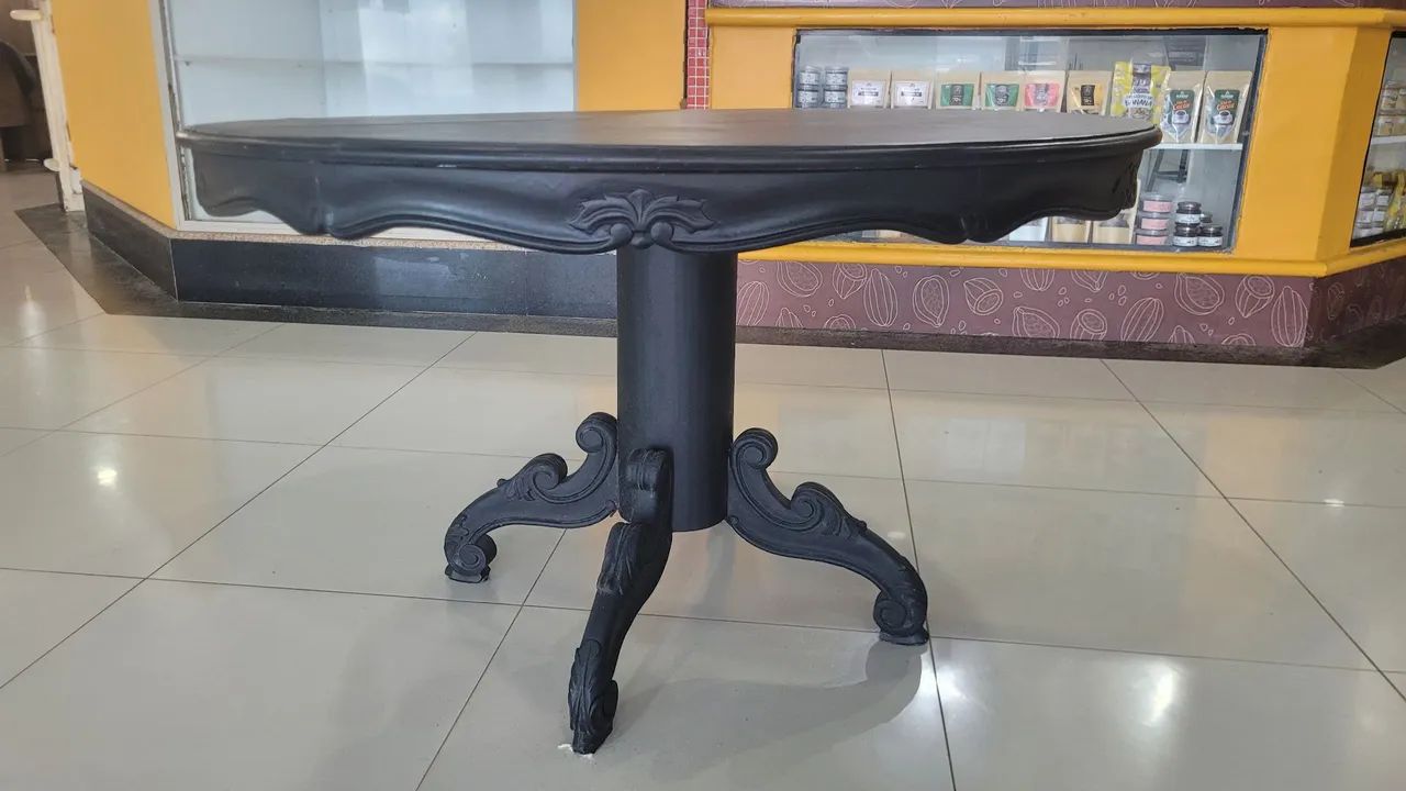 Mesa Provençal de Madeira Maciça - Foto 2