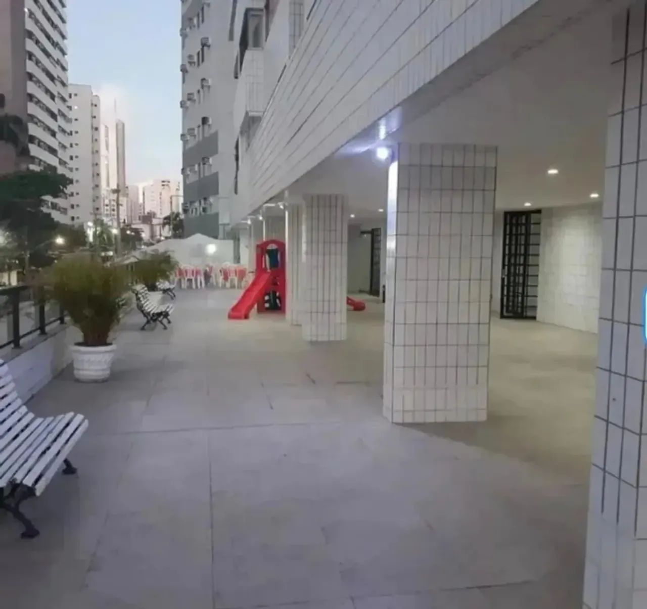 APARTAMENTO À VENDA EM BOA VIAGEM  CONFORTO E ESPAÇO! - Foto 2